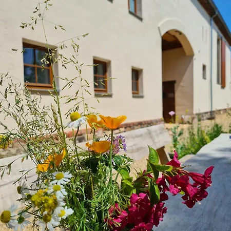 24 Personen Burgscheune Gnandstein * Frohburg