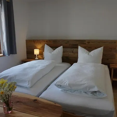 24 Personen Burgscheune Gnandstein * Frohburg