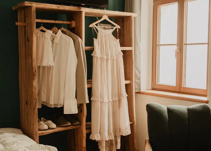 24 Personen Burgscheune Gnandstein Ferienhaus *