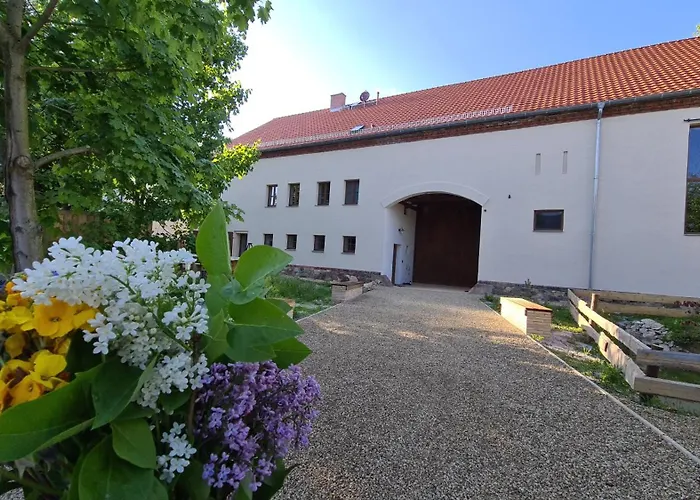 24 Personen Burgscheune Gnandstein Ferienhaus *