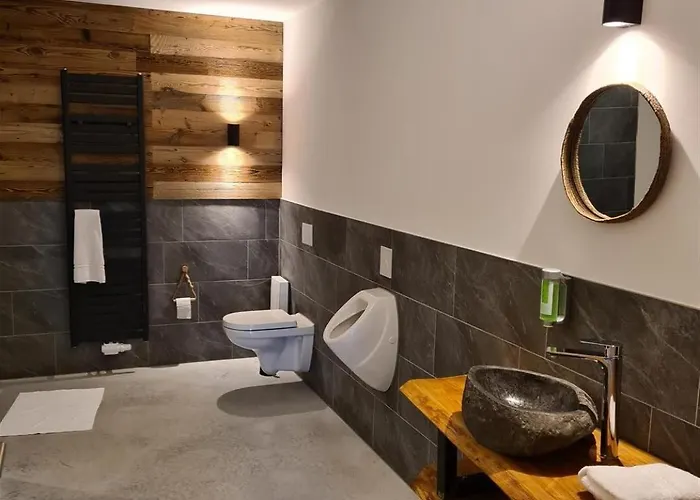 Ferienhaus 24 Personen Burgscheune Gnandstein